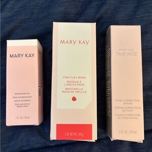 Mary Kay Pink Clay Mask, Nourishing Oil and Tone Correction serum. New